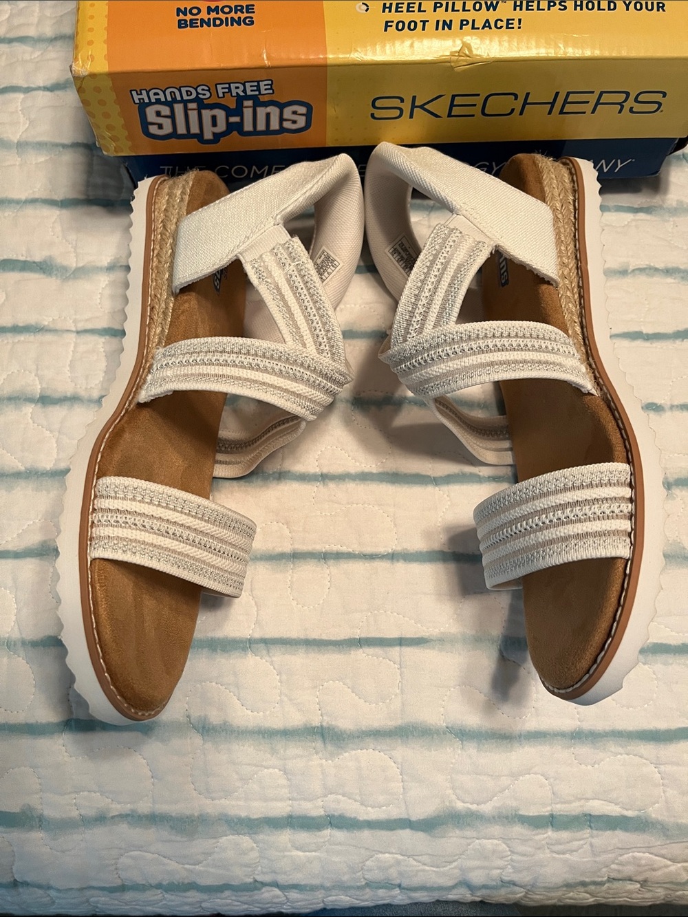 Skechers Bobs Hands-free Slip-Ins Desert Kiss/ White Elastic Women’s Sandals - Picture 5 of 13